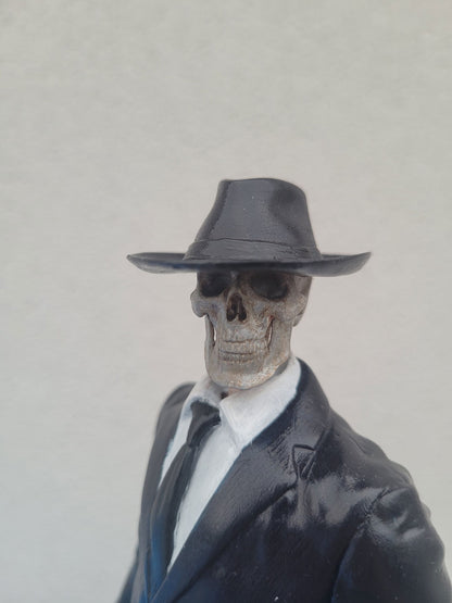 Skulduggery Pleasant Limited Edition Statue